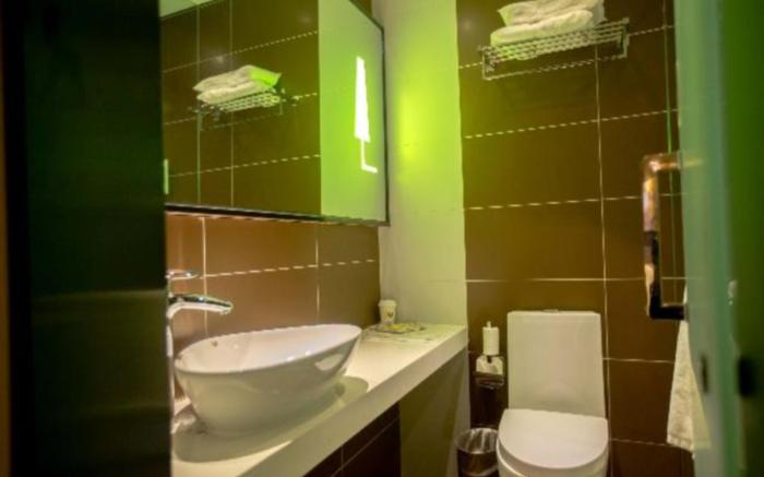 IU Hotel Shijiazhuang Southwest Gaojiao District Hongqi Street
