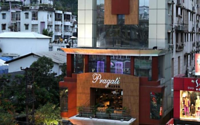 Pragati Manor