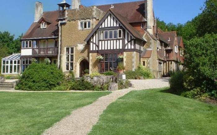 Farnham House Hotel