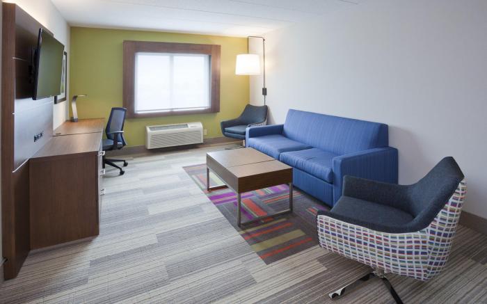 Holiday Inn Express Roseville-St. Paul By IHG