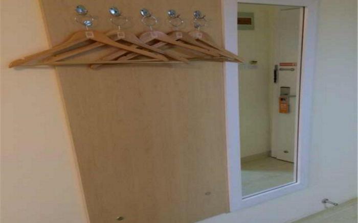 7 Days Inn Beijing Daxing Huangcun Xingzheng Street