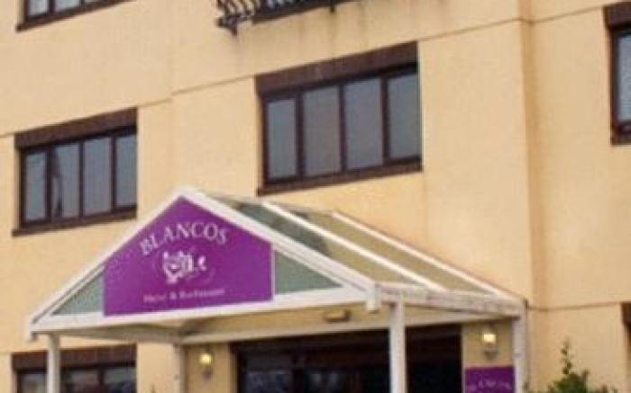 Blanco's Hotel