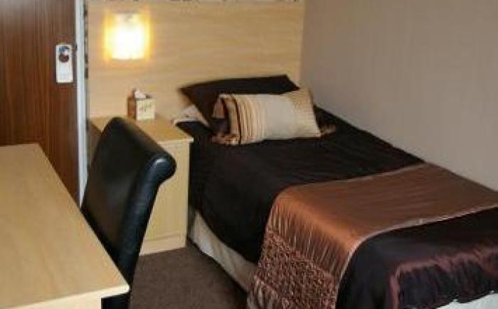 Trivelles Park Hotel