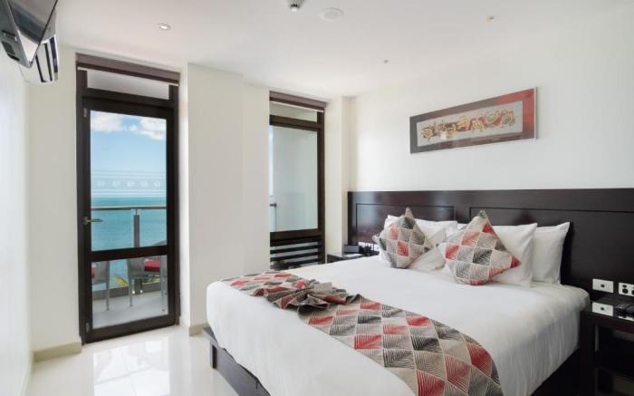 Ramada Suites by Wyndham Wailoaloa Beach Fiji