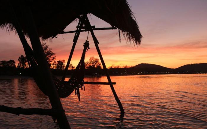 Mangrove Beach Bungalow