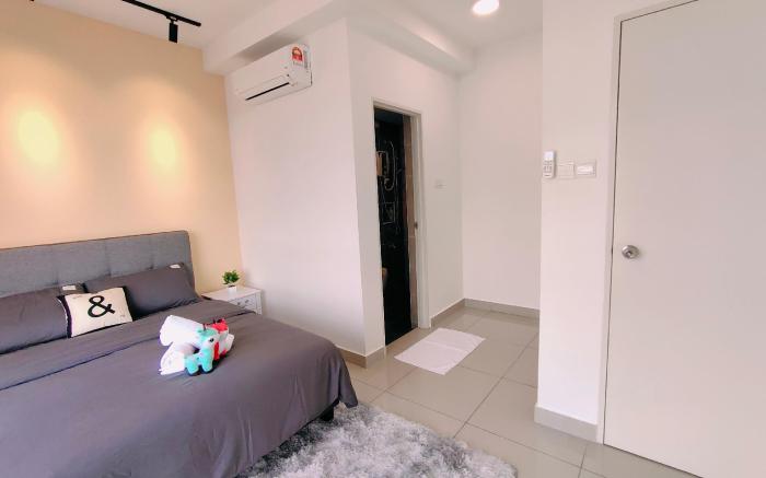 A17190 Kulai d'putra suites 2R6P near Airport/JPO