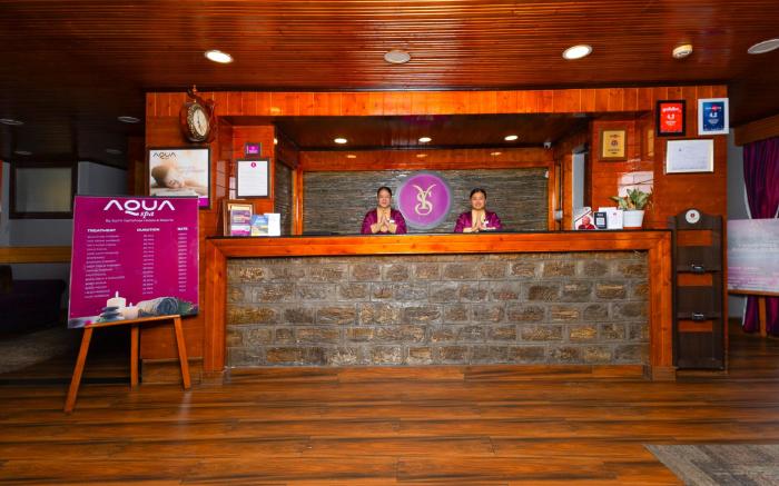 Sumitel Hotel 500 meters from Mall Road