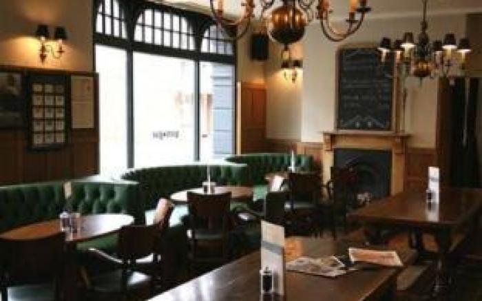 The White Star Tavern