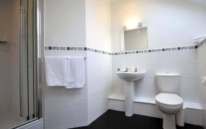 St. John's Lodge [Incl. Off-Site Leisure Club]