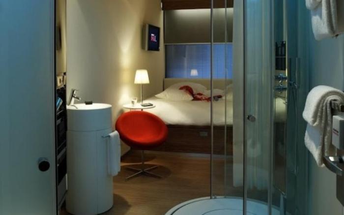 citizenM Schiphol Airport