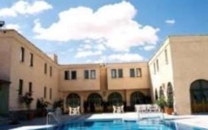 Ciner Hotel