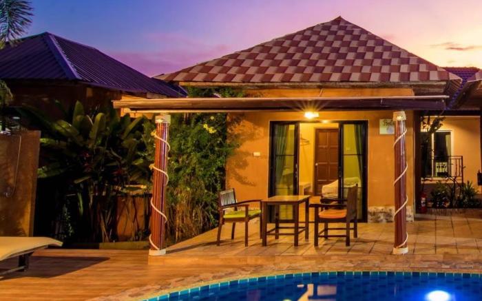 Panisara Pool Villa Huahin