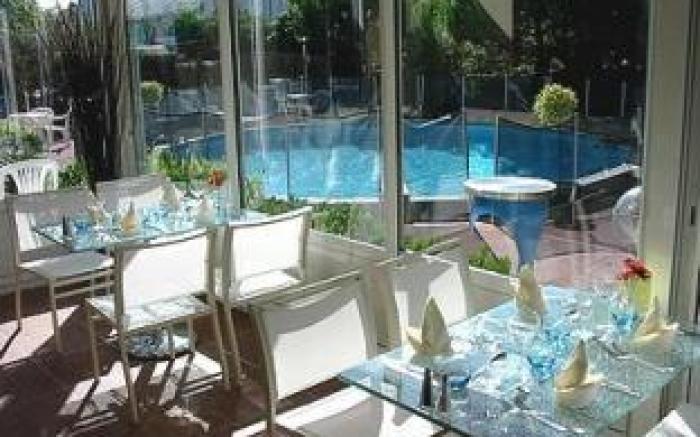 Logis Les Charmilles Chalon-sur-Saone Sud