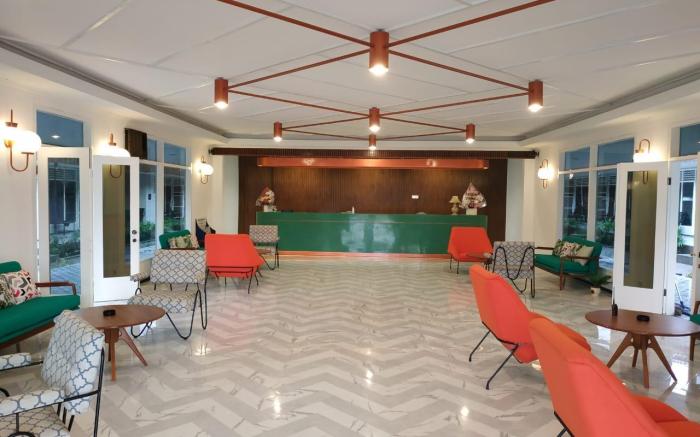 Aron Hotel