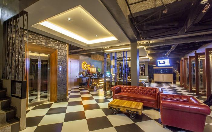 Loft Mania Boutique Hotel