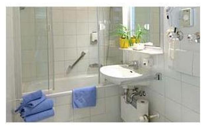 Hotel Gautinger Hof - Ruhig im Funf-Seen-Land nahe S-Bahn und Munchen