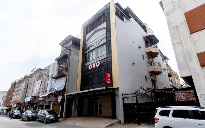 OYO 3159 Festive Inn