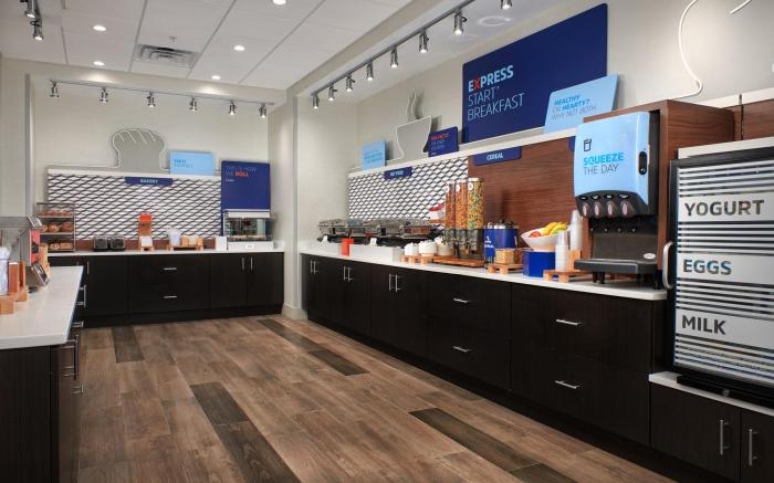 Holiday Inn Express Buffalo NE - Lockport By IHG