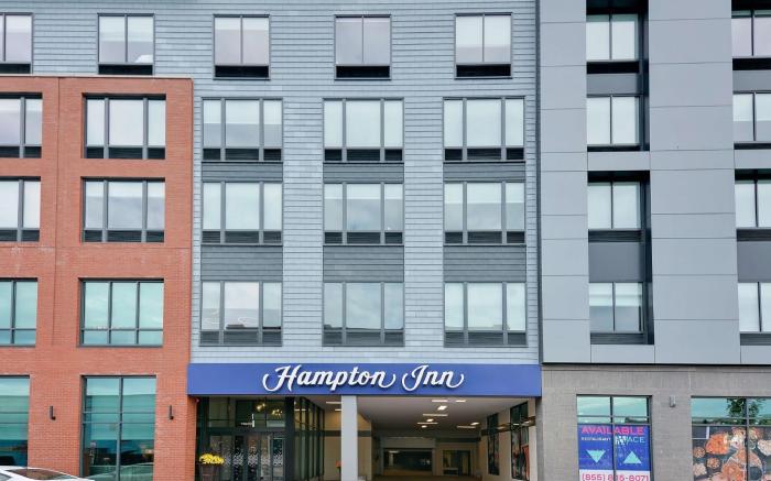 Hampton Inn Salem Boston