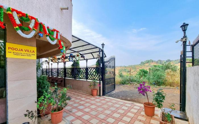 Pooja Villa Suites-Rooms and Pool, Igatpuri 