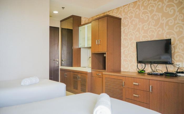 Compact & Cozy Studio Atria Apartment By Travelio