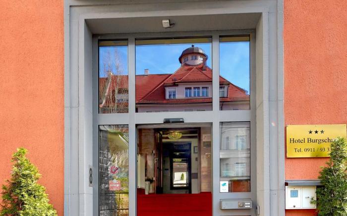 Hotel Burgschmiet Garni