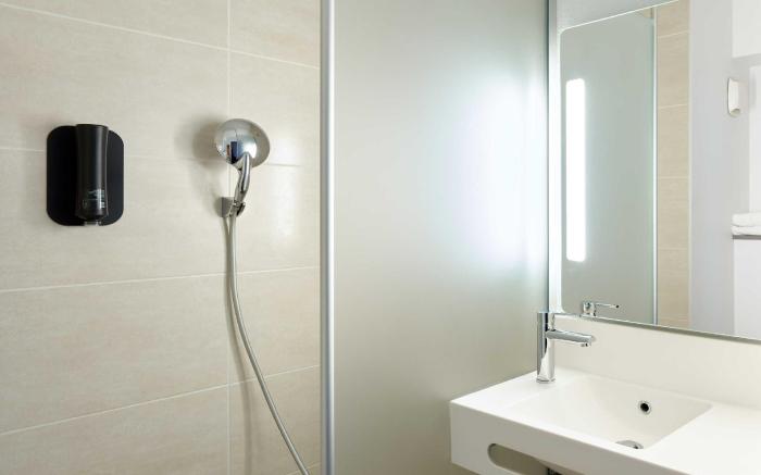 B&B Hotel ORLY CHEVILLY Marche International