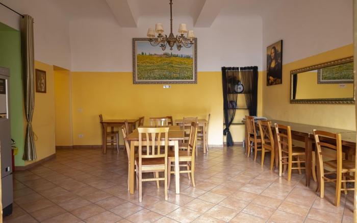 Emerald Palace Hostel