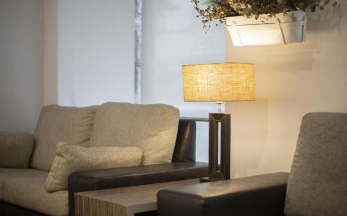 Petit Palace Tres Cruces