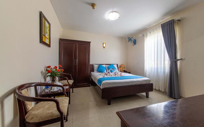 Phong Lan 2 Hotel