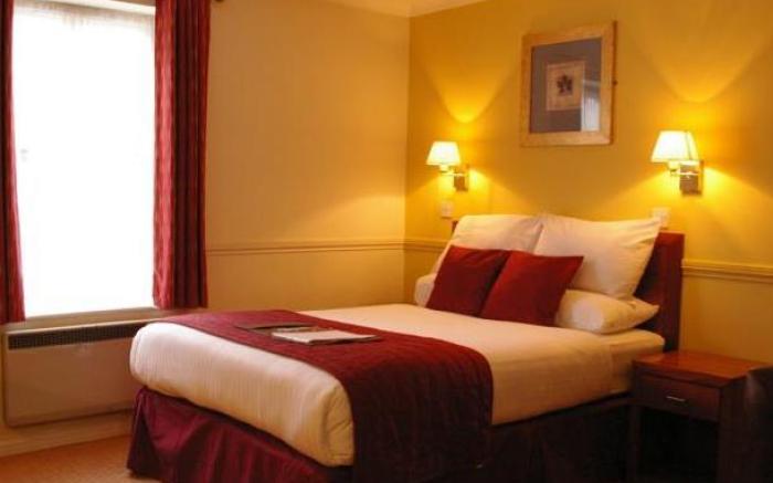 Alton House Hotel