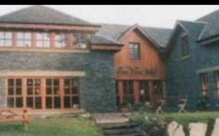 Oak Tree Inn
