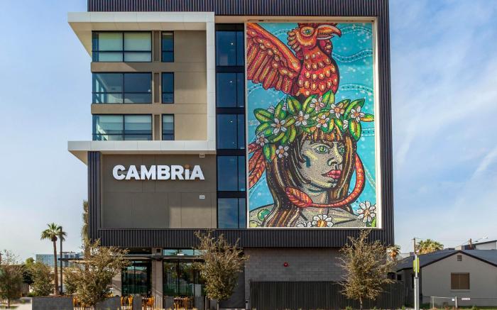 Cambria Hotel Downtown Phoenix Convention Center