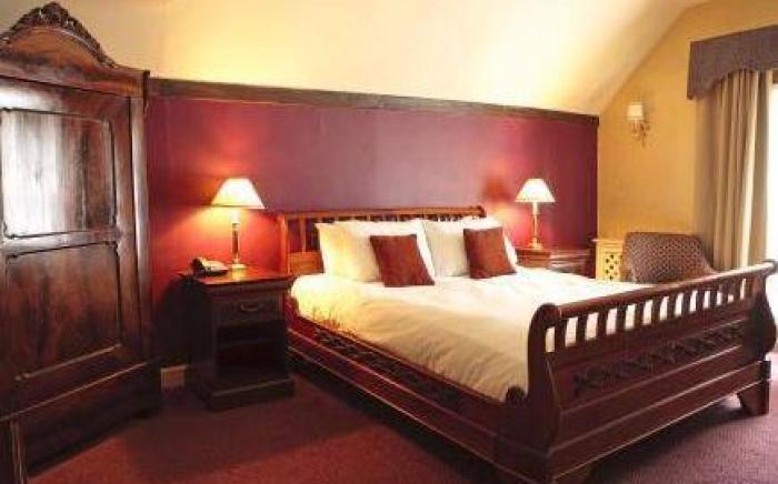 White Hart Hotel by Greene King Inns