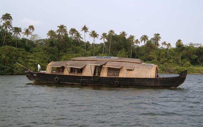 Spice Coast Cruises - CGH Earth
