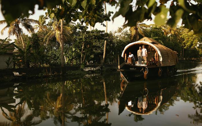 Spice Coast Cruises - CGH Earth
