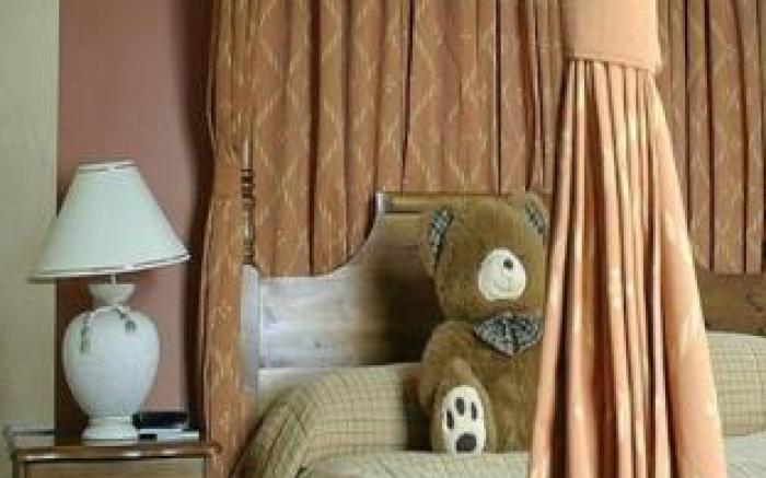 Hunters Hall Inn by Greene King Inns