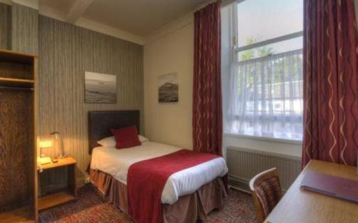 Ardencaple Hotel by Good Night Inns
