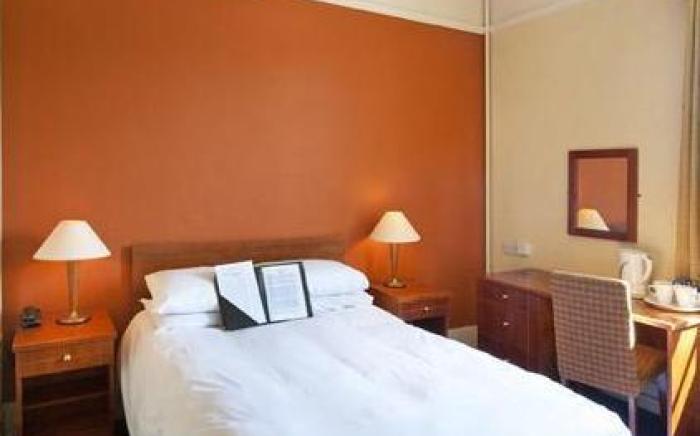 Kings Arms Hotel by Greene King Inns
