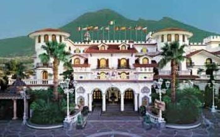 Grand Hotel La Sonrisa