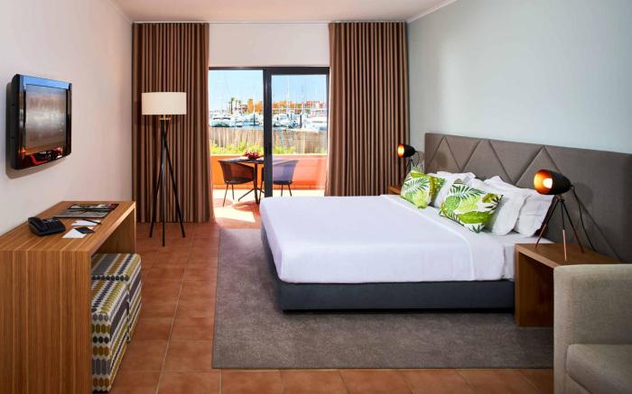 NH Marina Portimao Resort
