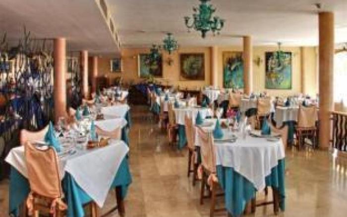 Hotel Petit Cala Fornells