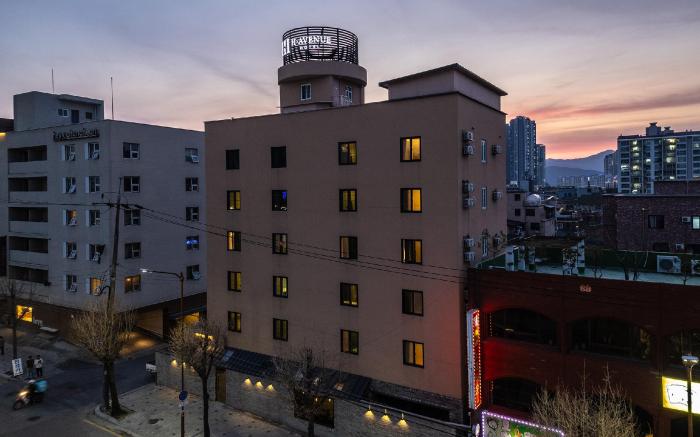 H-AVENUE Hotel NamChuncheon