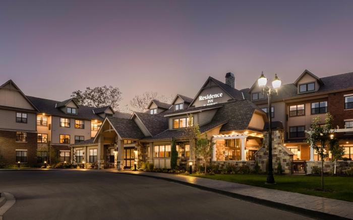 Residence Inn by Marriott Milwaukee Brookfield