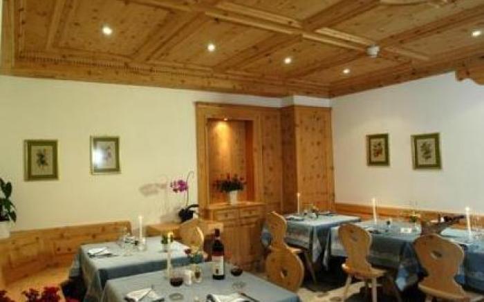Hotel Corvatsch - Web Check-in