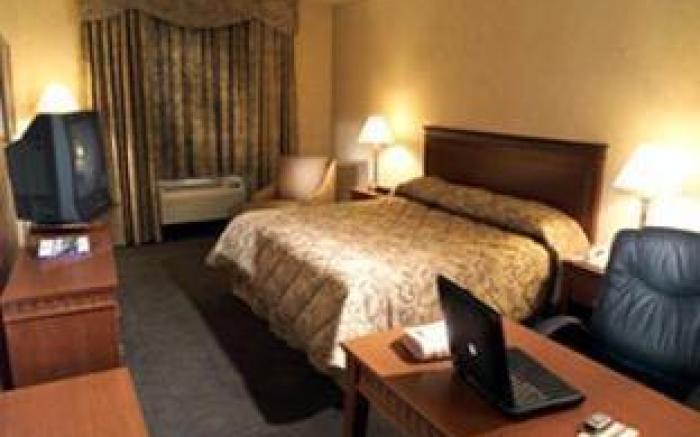HOTEL MTL EXPRESS - Montreal Airport