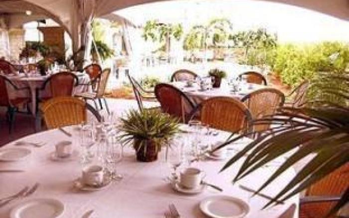 Le St-Martin Hotel & Suites