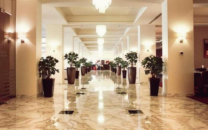 Grand Palace Hotel