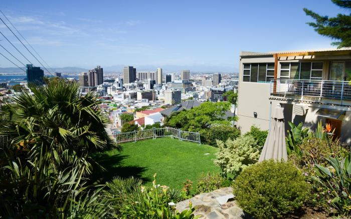 Signal Hill Lodge