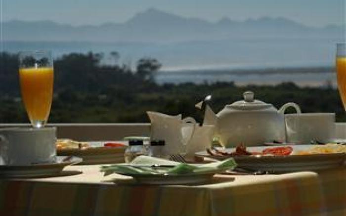 Thanda Vista B and B